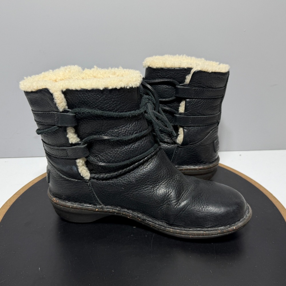 UGG Australia Mini Boots Women 7 Black Leather Shearling Lined Cozy Casual - Picture 7 of 11